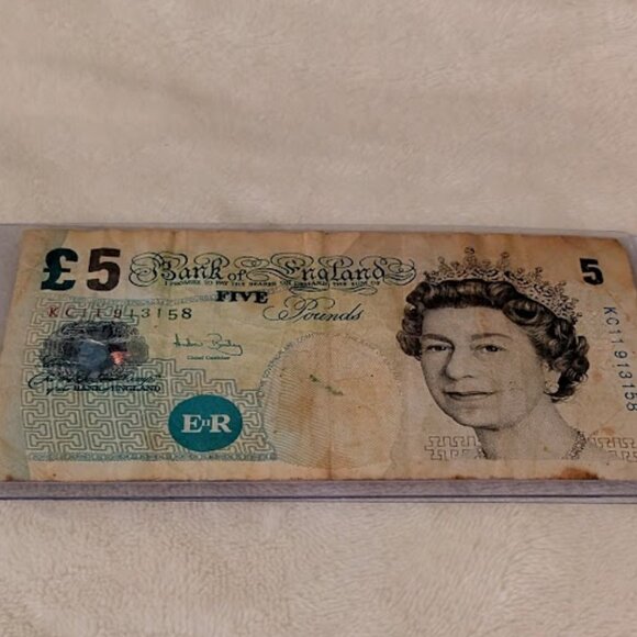 O1 2002 VNTG Bank of England Featuring Queen Elizabeth II - Picture 2 of 3